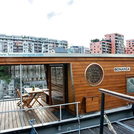 Hotel Houseboat Bonanza Prag Exterior foto