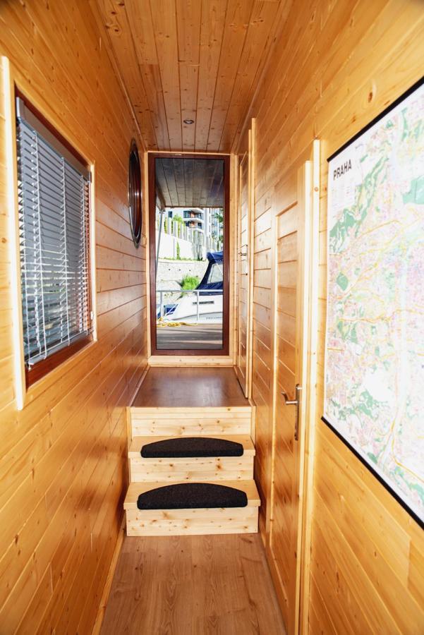 Hotel Houseboat Bonanza Prag Exterior foto
